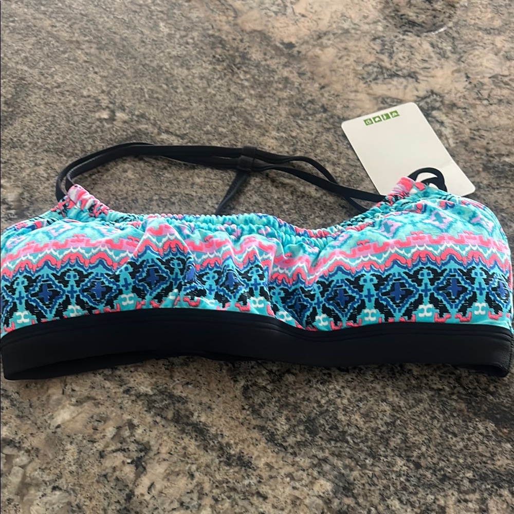 NWT Next Swim Top. Size 34 B/C. Gorgeous Colors.